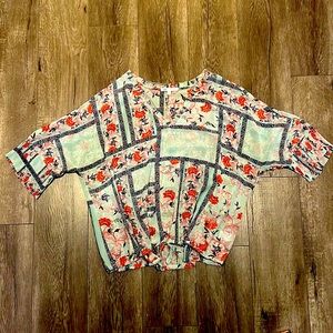 COPY - DR2 blue printed chiffon bubble hem top in size XL